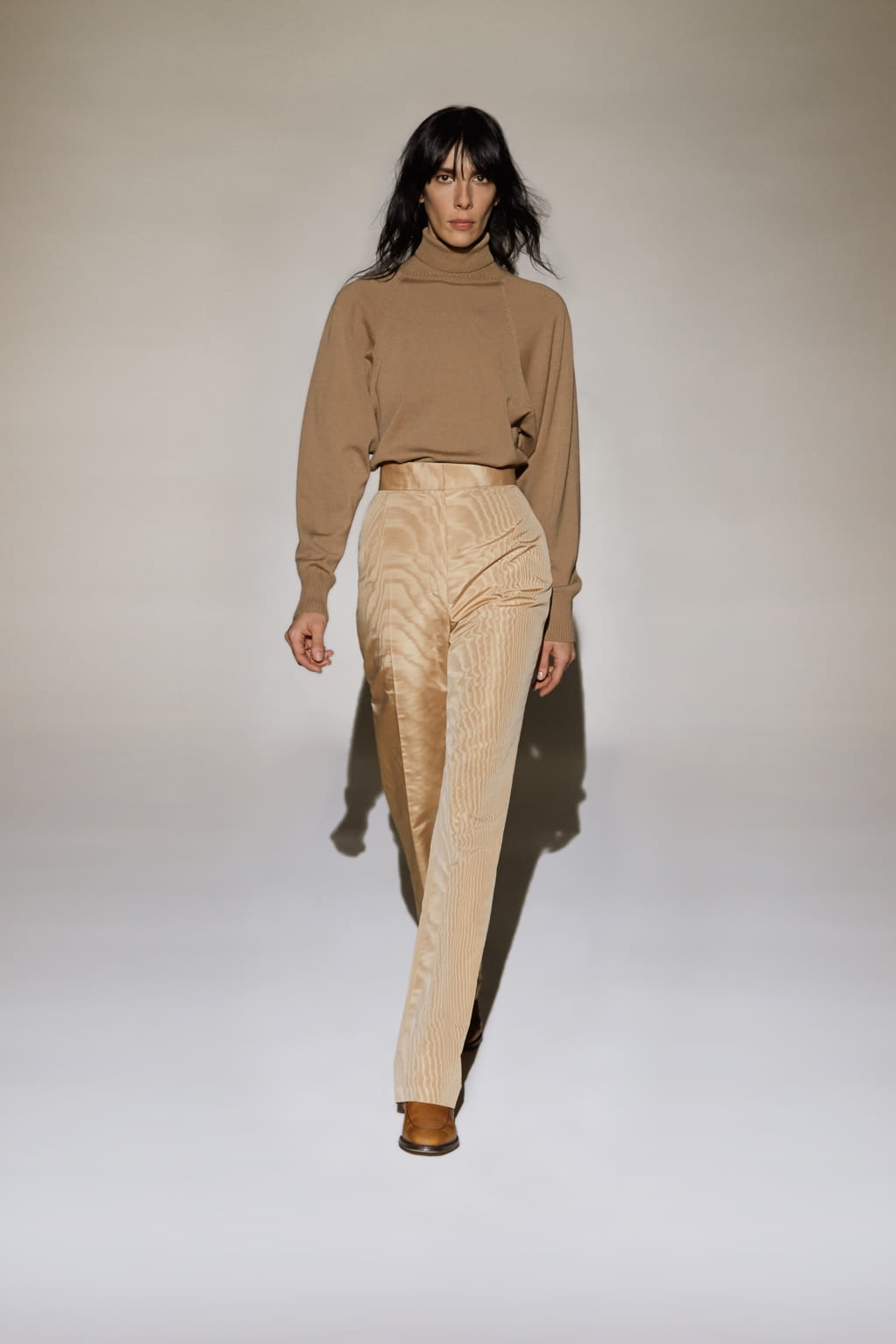 Fashion Week New York Fall/Winter 2016 look 24 from the The Row collection 女装
