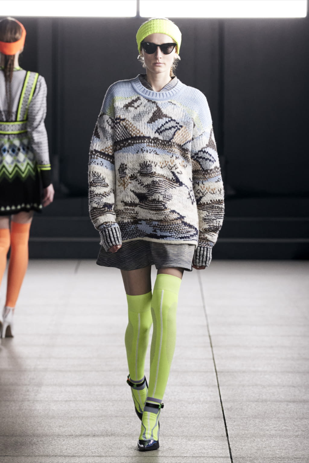 Fashion Week Paris Fall/Winter 2022 look 24 de la collection Mame Kurogouchi womenswear