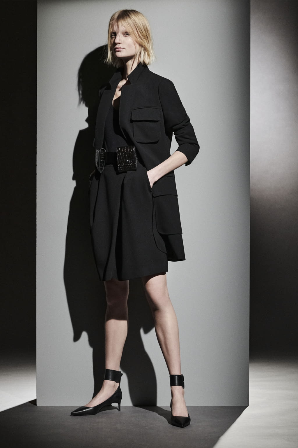Fashion Week Milan Pre-Fall 2021 look 24 from the Max Mara collection 女装