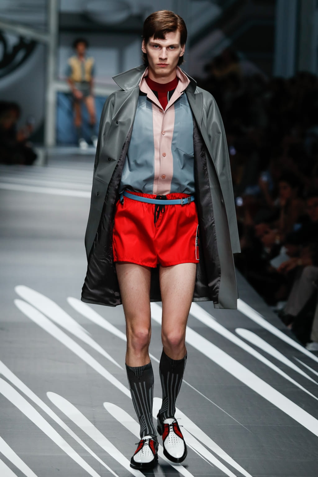 Fashion Week Milan Spring/Summer 2018 look 24 from the Prada collection 男装