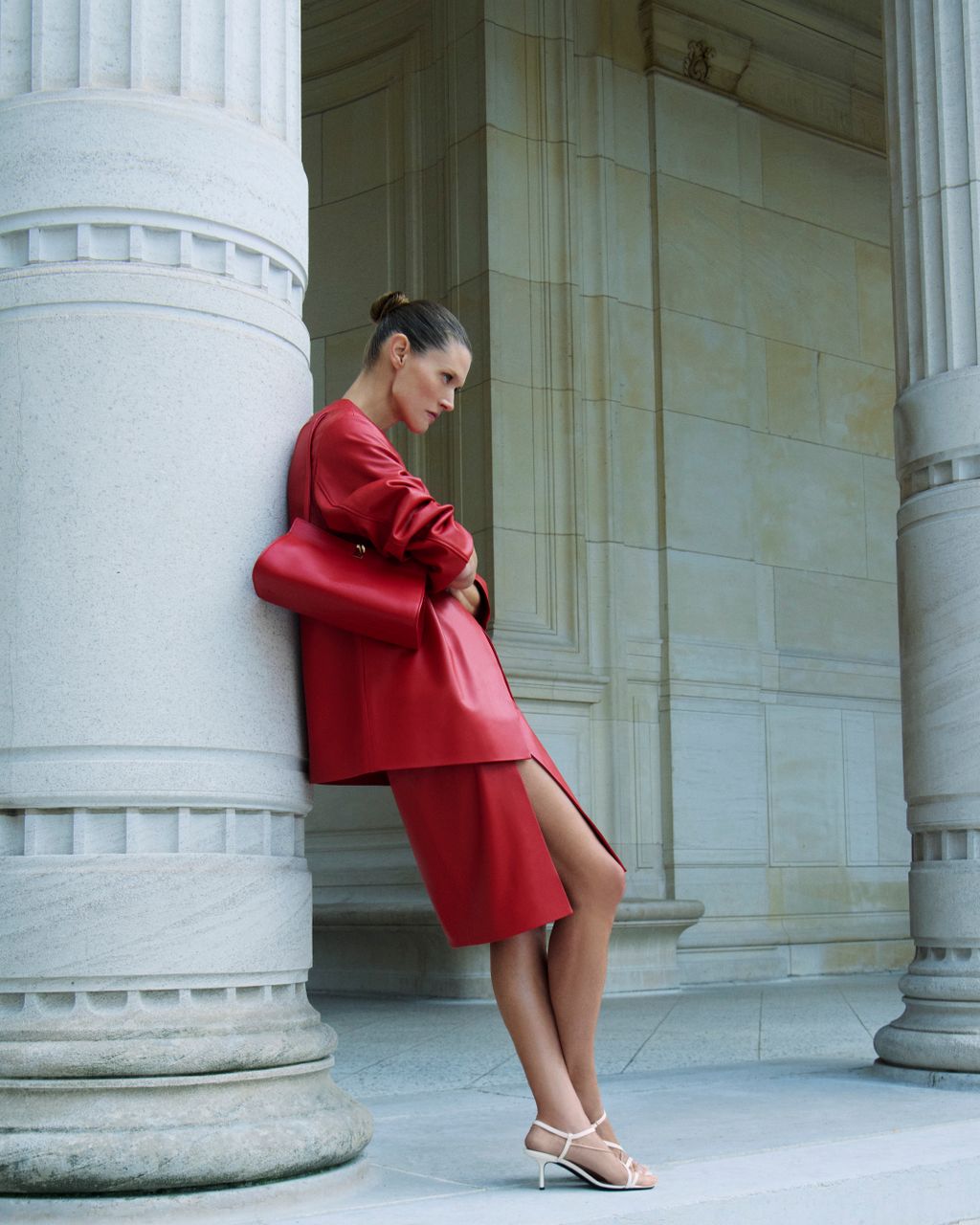 Fashion Week Paris Spring-Summer 2025 look 1 from the Loulou de Saison collection womenswear