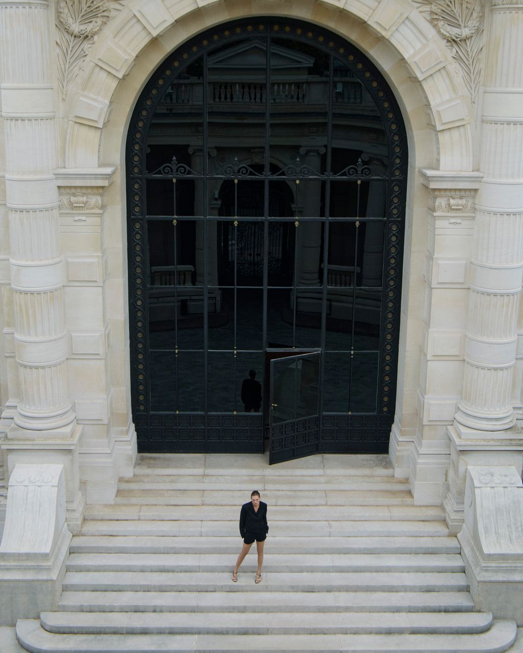 Fashion Week Paris Spring-Summer 2025 look 19 from the Loulou de Saison collection womenswear