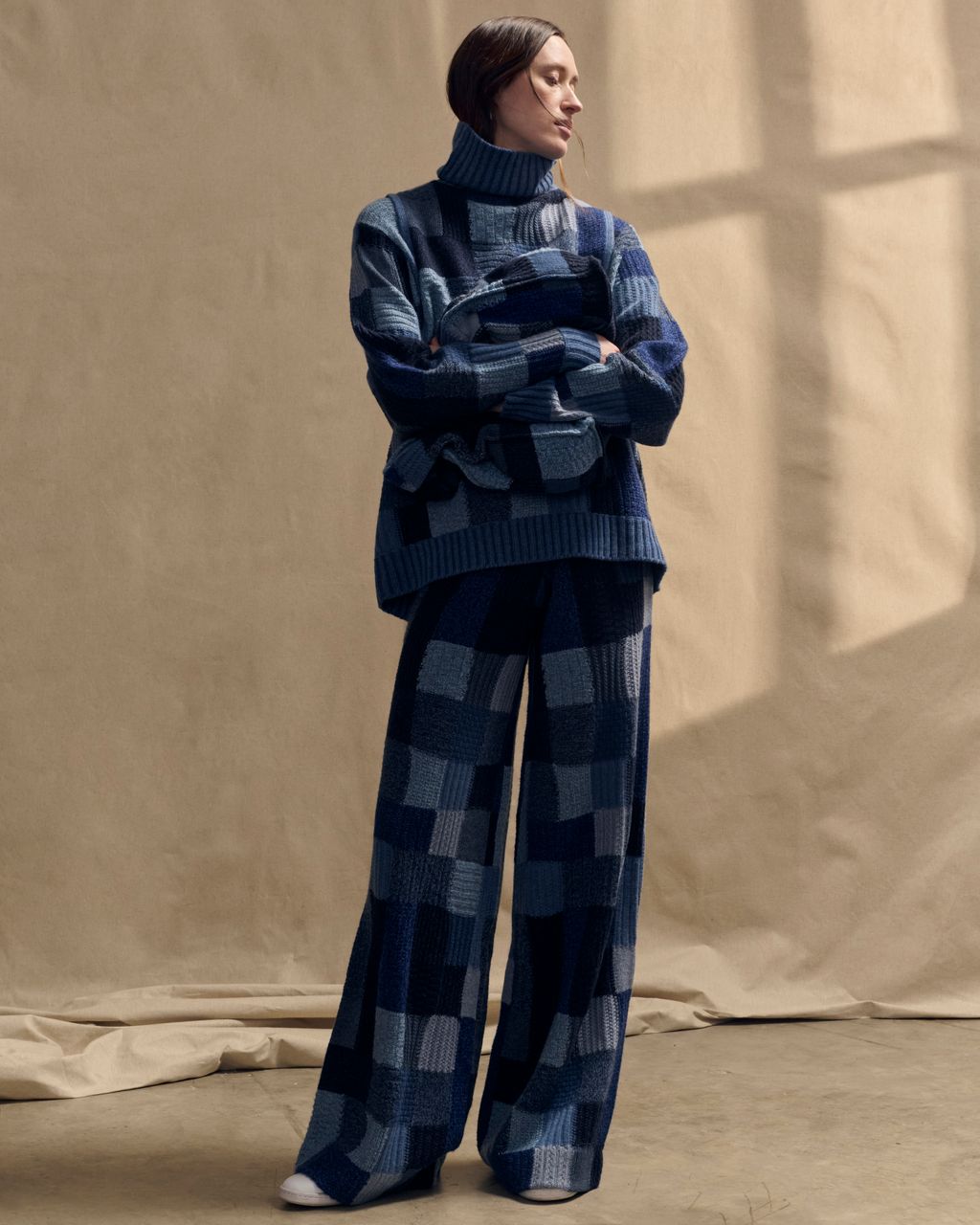 Fashion Week Paris Fall/Winter 2024 look 35 from the Eric Bompard collection 女装