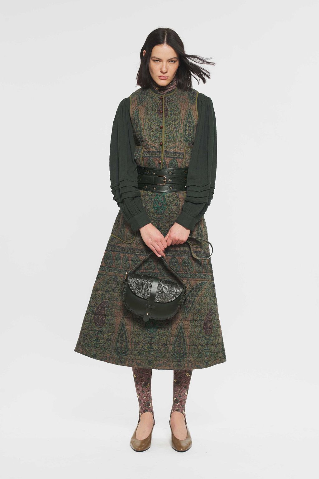 Fashion Week Paris Fall/Winter 2024 look 24 de la collection Antik Batik womenswear
