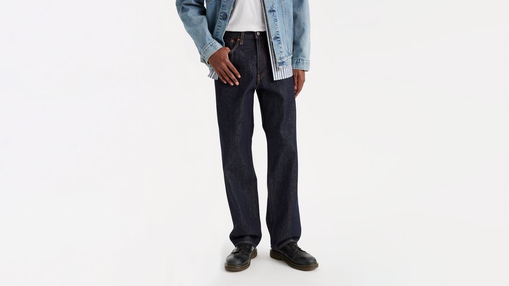 Fashion Week Paris Fall/Winter 2024 look 6 from the Levi’s® RED TAB DENIM LIFESTYLE collection womenswear