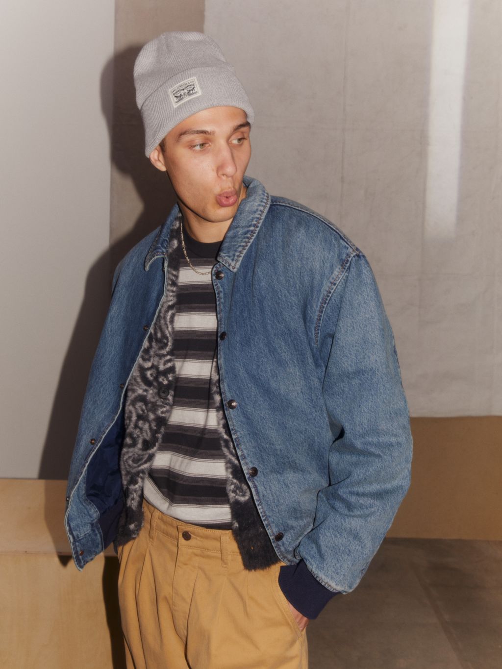 Fashion Week Paris Fall/Winter 2024 look 19 from the Levi’s® collection 女装