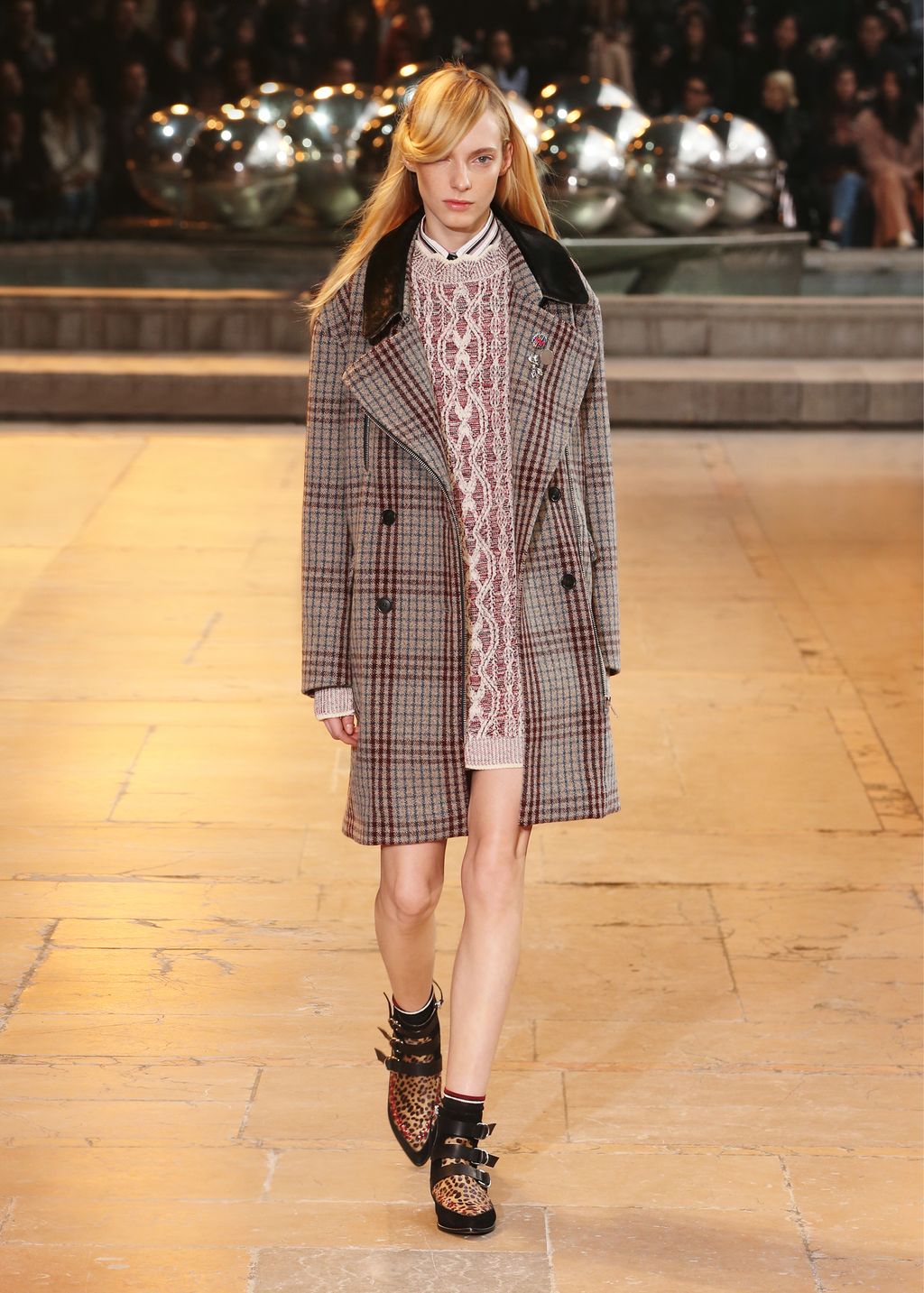 Fashion Week Paris Fall/Winter 2016 look 25 from the Isabel Marant collection 女装