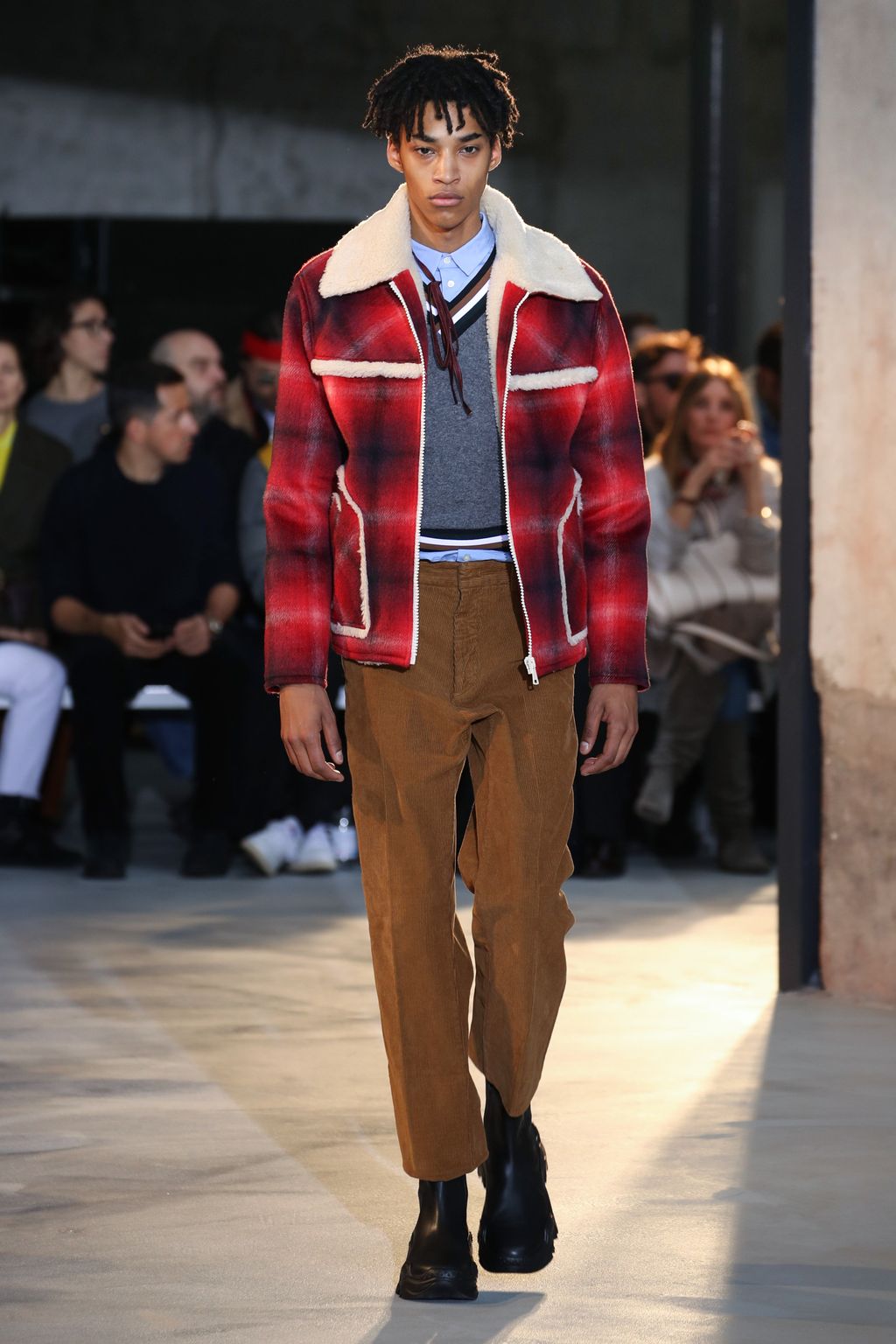 Fashion Week Milan Fall/Winter 2018 look 25 from the N°21 collection menswear