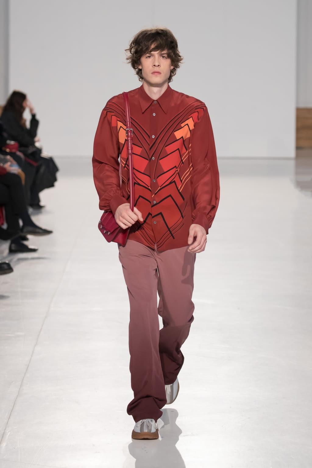 Fashion Week Milan Fall/Winter 2020 look 25 from the Marco de Vincenzo collection menswear