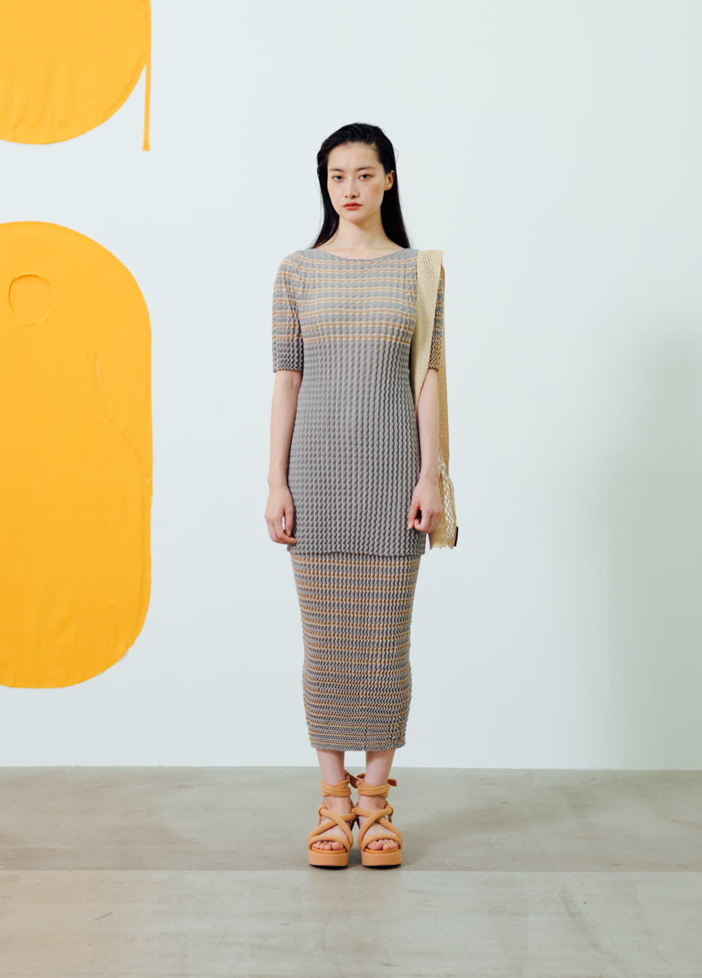 Fashion Week Paris Spring/Summer 2021 look 25 from the Issey Miyake collection 女装