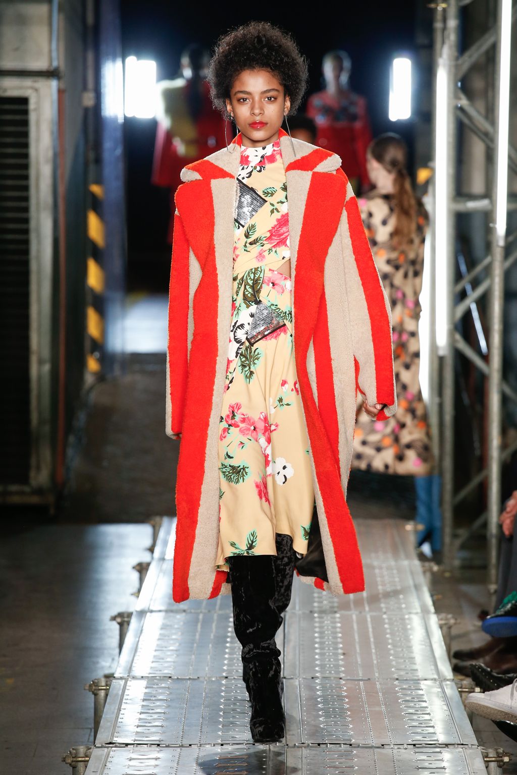 Fashion Week Milan Fall/Winter 2016 look 25 from the MSGM collection 女装