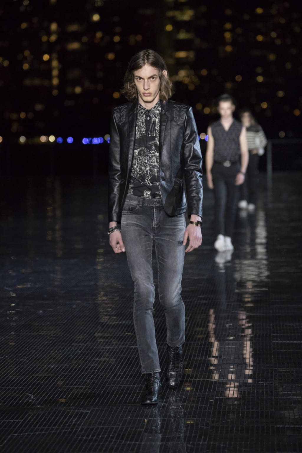 Fashion Week New York Spring/Summer 2019 look 24 from the Saint Laurent collection menswear