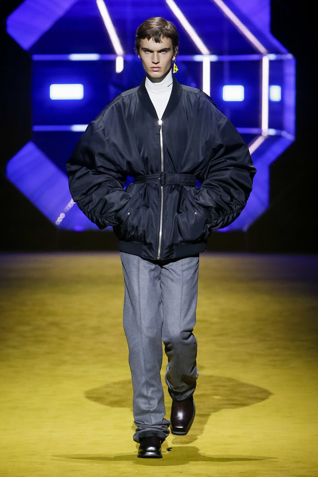 Fashion Week Milan Fall/Winter 2022 look 25 from the Prada collection 男装