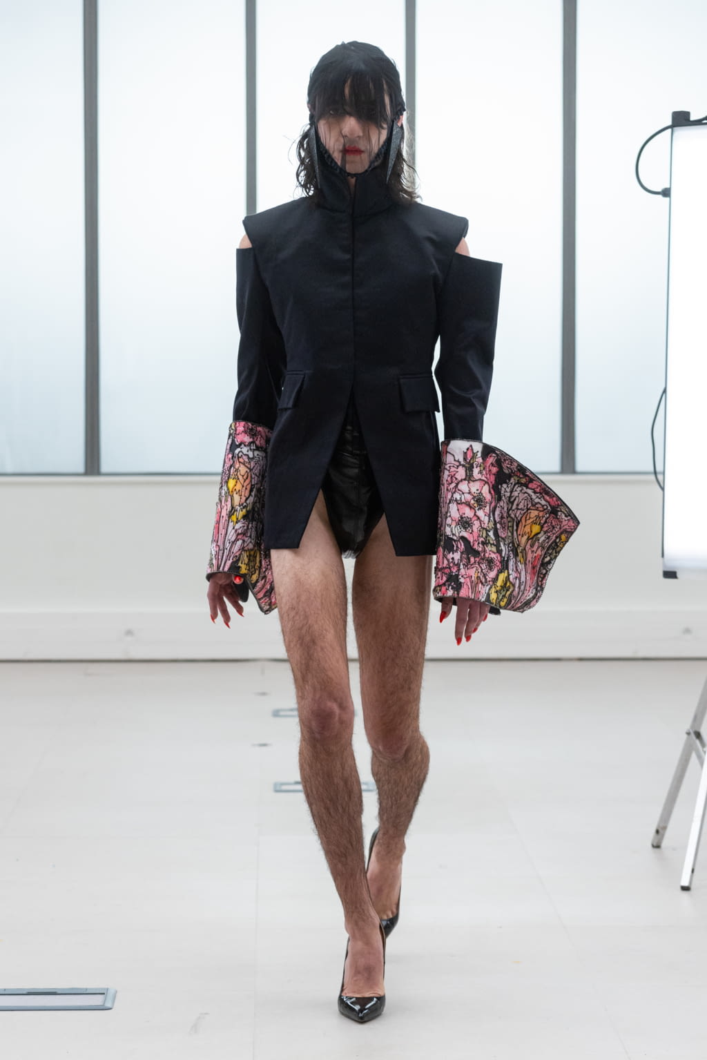 Fashion Week Paris Fall/Winter 2022 look 25 from the IFM PARIS collection womenswear