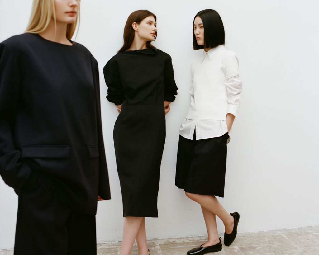 Fashion Week Paris Fall/Winter 2025 look 24 from the Soeur collection womenswear