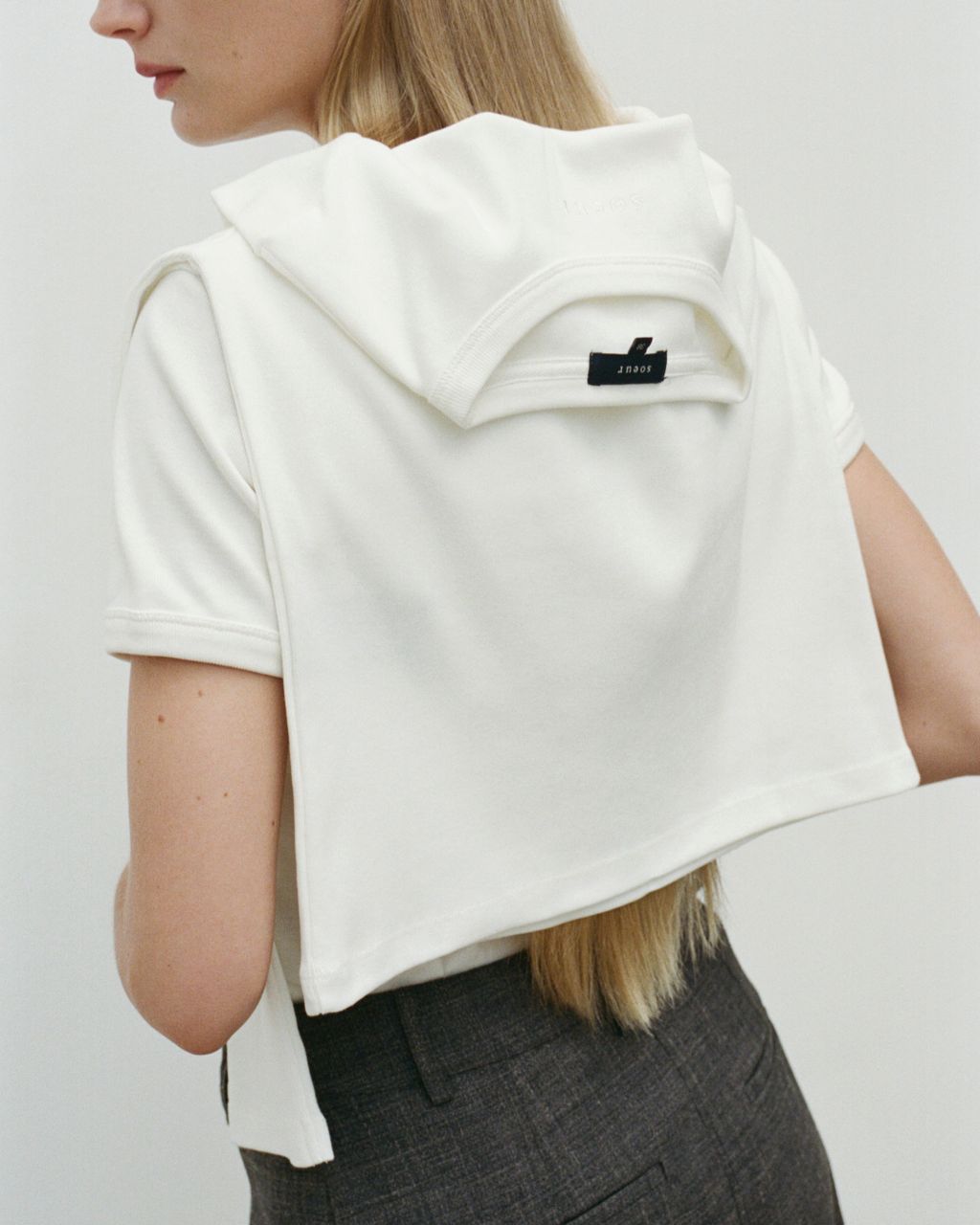 Fashion Week Paris Fall/Winter 2025 look 32 from the Soeur collection womenswear