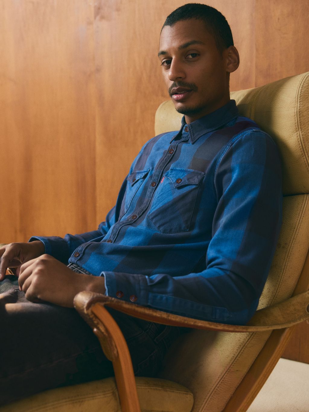 Fashion Week Paris Fall/Winter 2025 look 39 from the Levi’s® collection womenswear