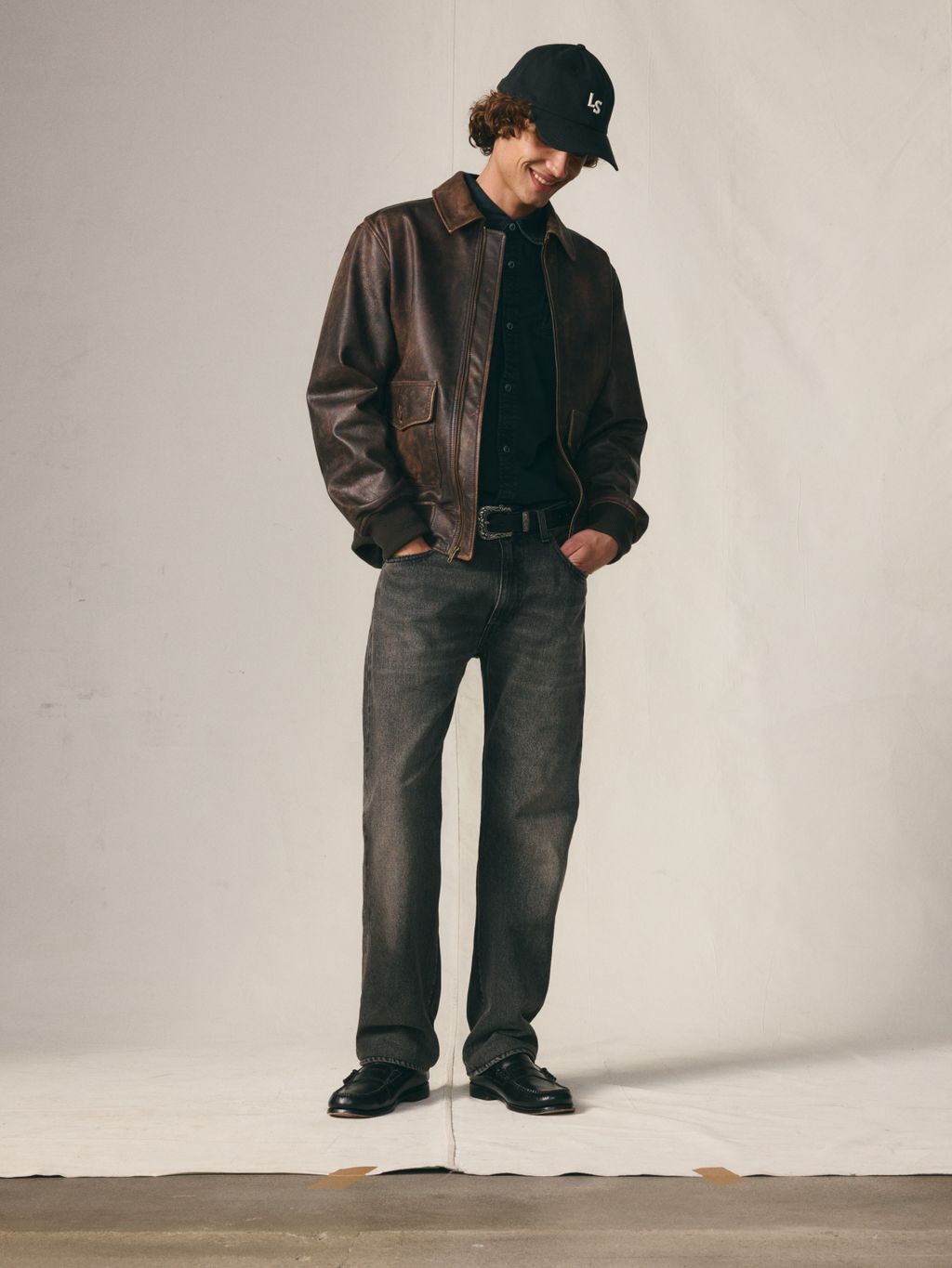 Fashion Week Paris Fall/Winter 2025 look 34 from the Levi’s® collection womenswear