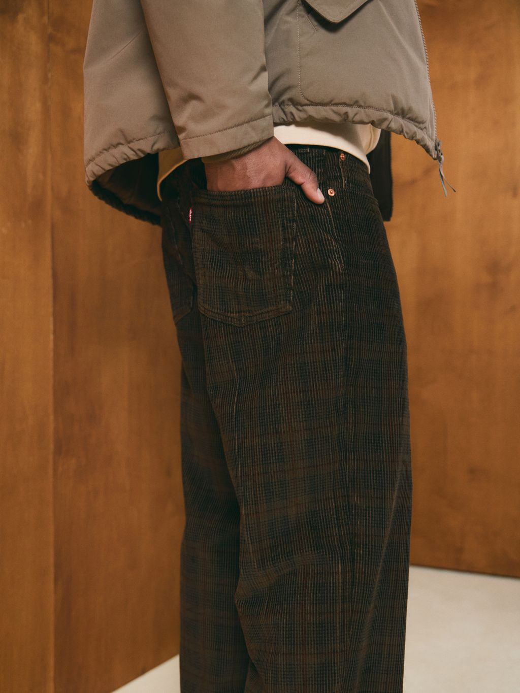 Fashion Week Paris Fall/Winter 2025 look 29 from the Levi’s® collection womenswear