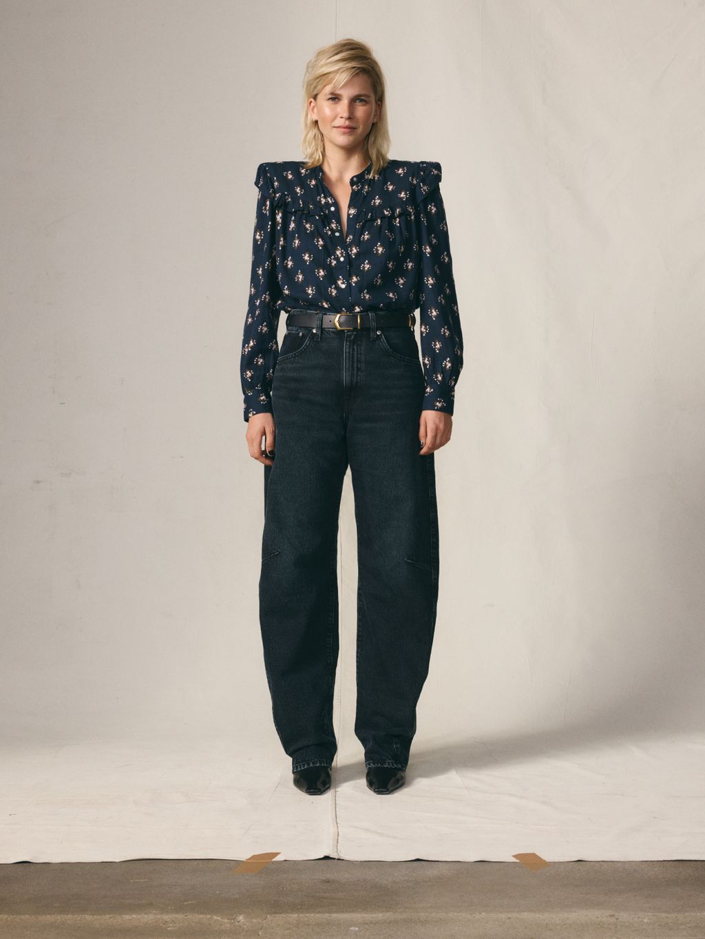 Fashion Week Paris Fall/Winter 2025 look 18 from the Levi’s® collection womenswear
