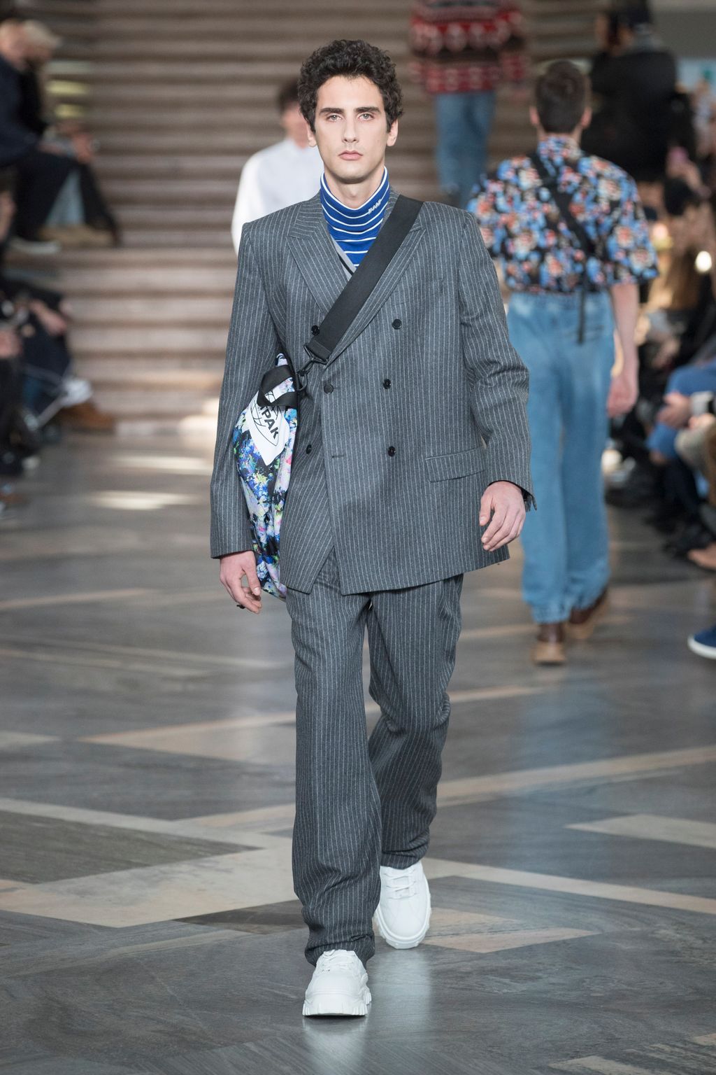 Fashion Week Milan Fall/Winter 2018 look 26 from the MSGM collection menswear