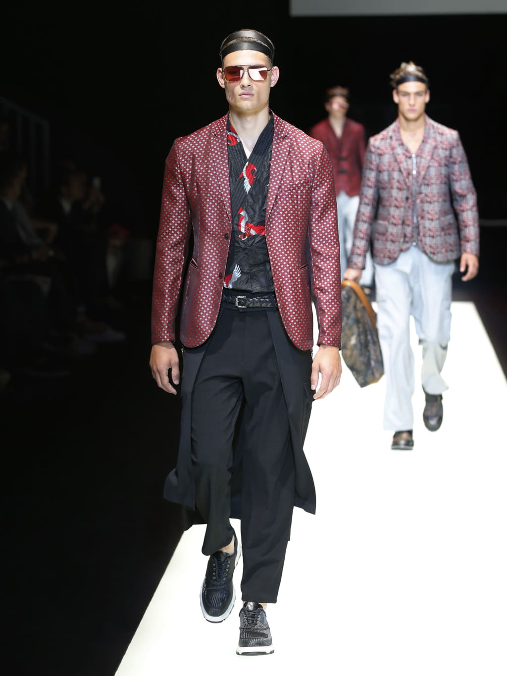Fashion Week Milan Spring/Summer 2018 look 26 from the Emporio Armani collection menswear