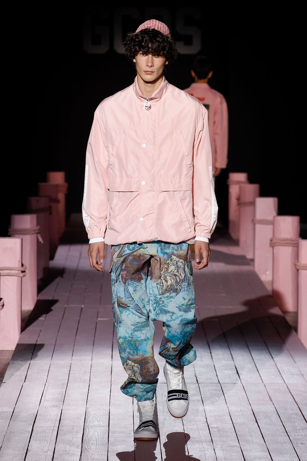 Fashion Week Milan Spring/Summer 2018 look 26 from the GCDS collection 男装