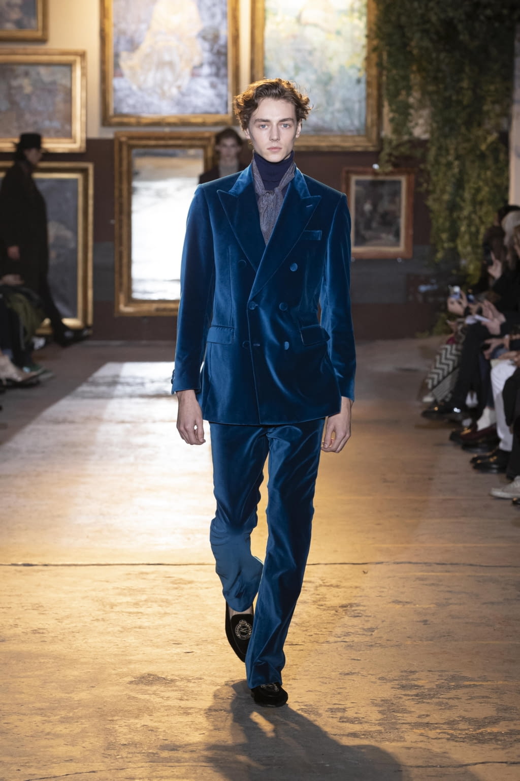 Fashion Week Milan Fall/Winter 2020 look 26 from the Etro collection 男装