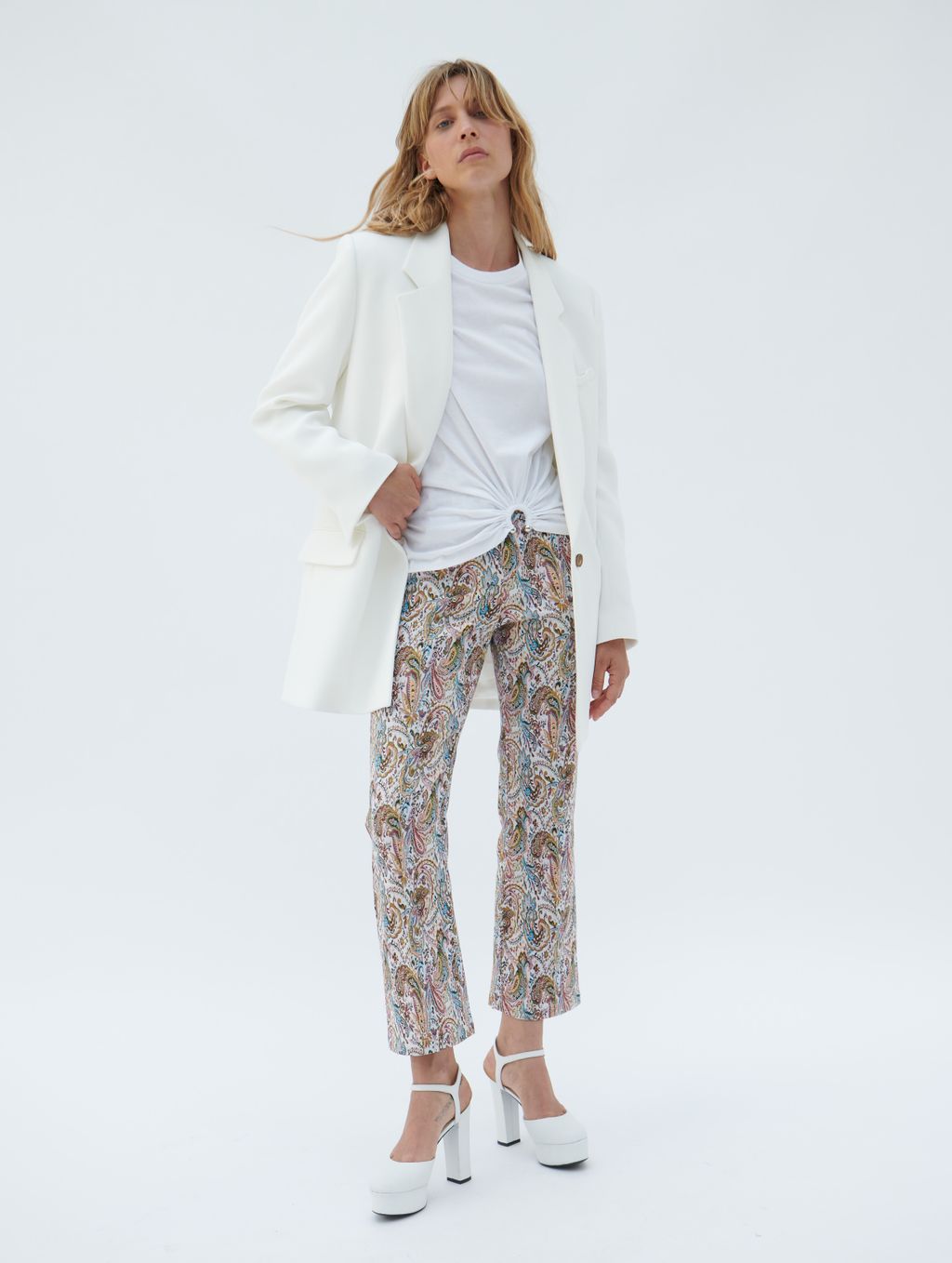 Fashion Week Paris Spring/Summer 2023 look 26 from the Barbara Bui collection womenswear