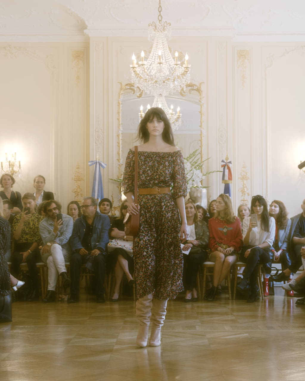 Fashion Week Paris Spring/Summer 2018 look 26 from the Vanessa Seward collection womenswear