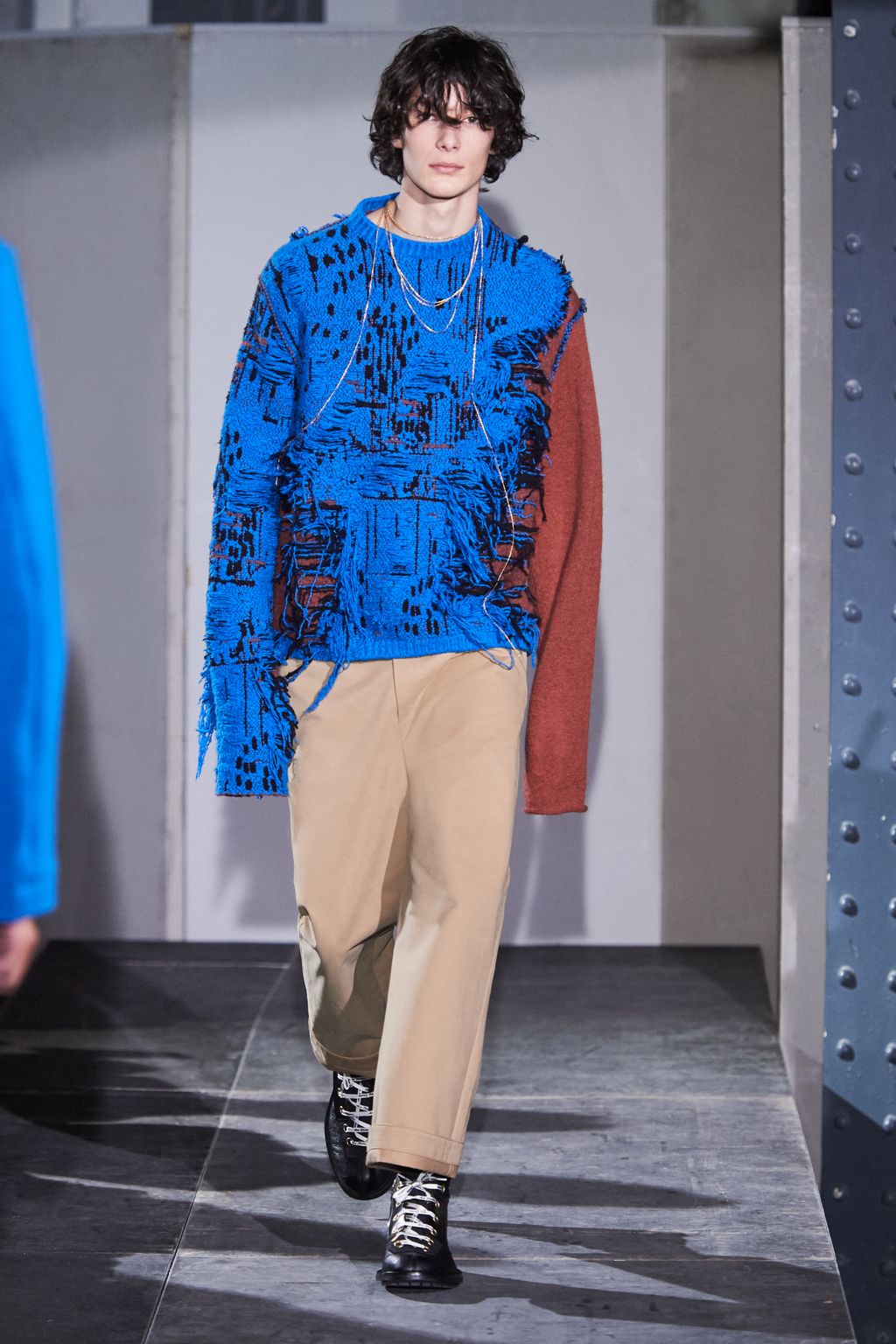 Fashion Week Paris Fall/Winter 2018 look 26 from the Acne Studios collection 男装