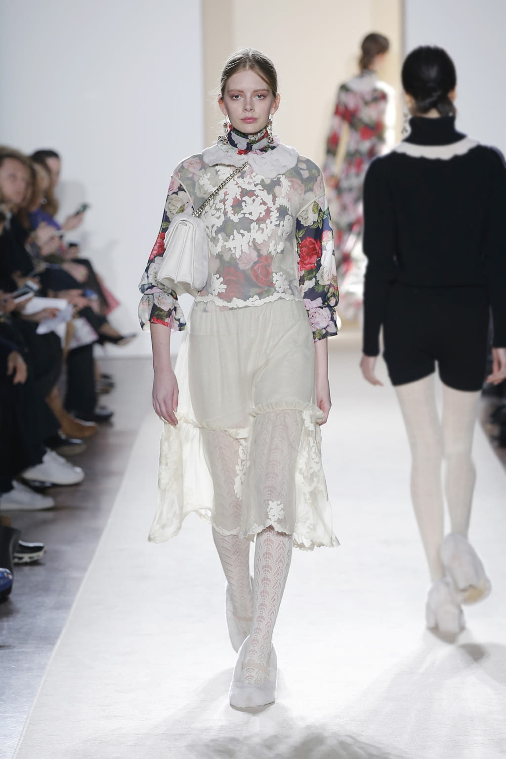Fashion Week Milan Fall/Winter 2016 look 26 from the Blugirl collection womenswear