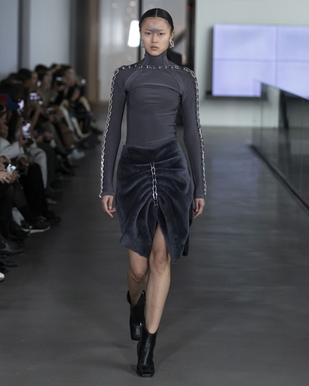 Fashion Week New York Fall/Winter 2020 look 26 de la collection Dion Lee womenswear