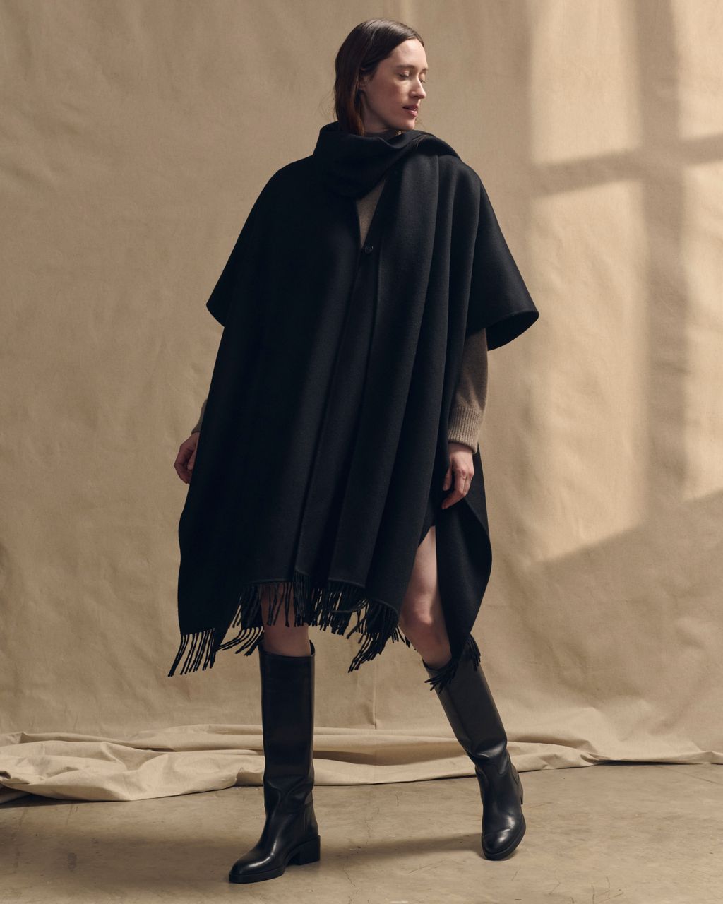 Fashion Week Paris Fall/Winter 2024 look 39 de la collection Eric Bompard womenswear