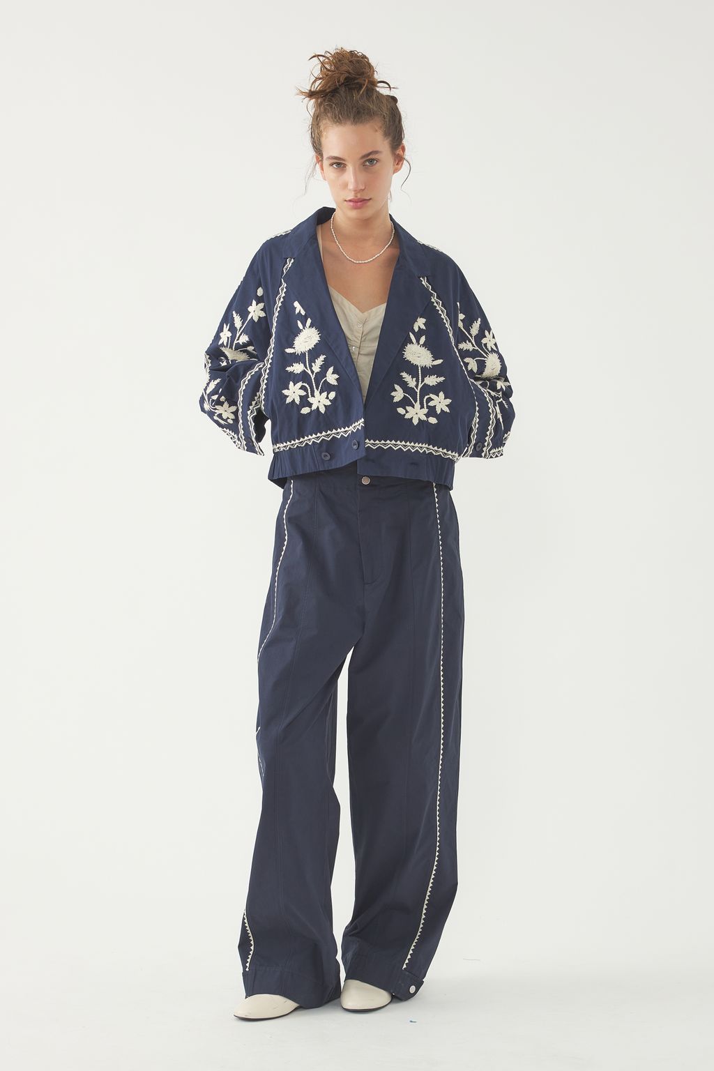 Fashion Week Paris Spring-Summer 2025 look 26 from the Antik Batik collection womenswear
