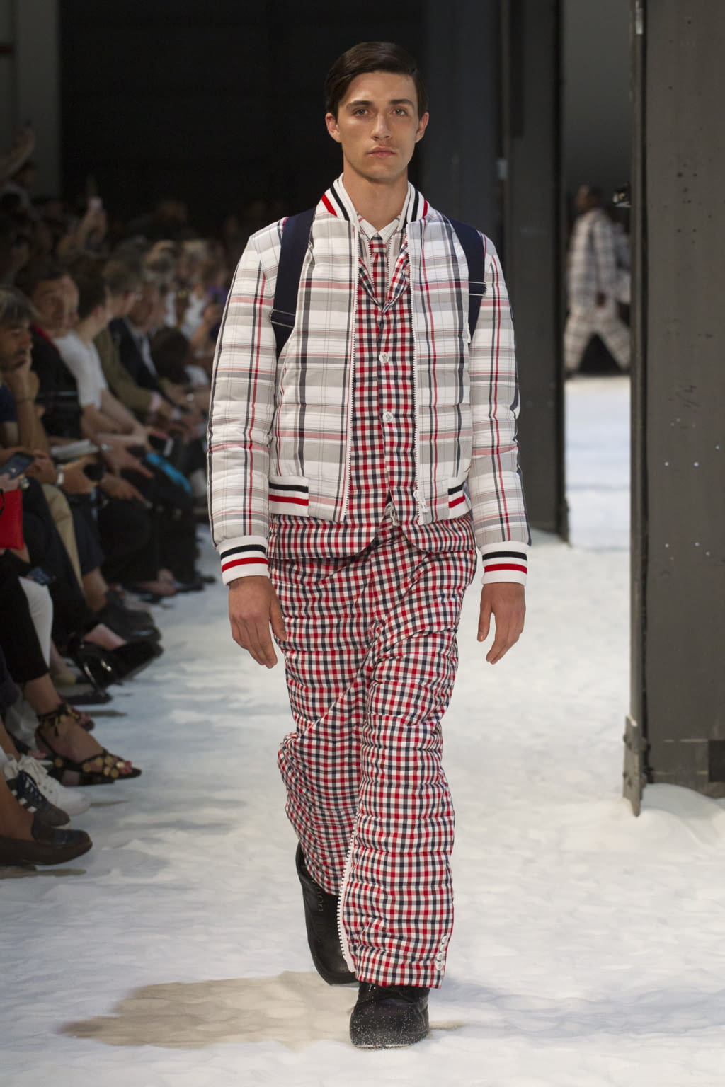 Fashion Week Milan Spring/Summer 2018 look 27 from the Moncler Gamme Bleu collection menswear