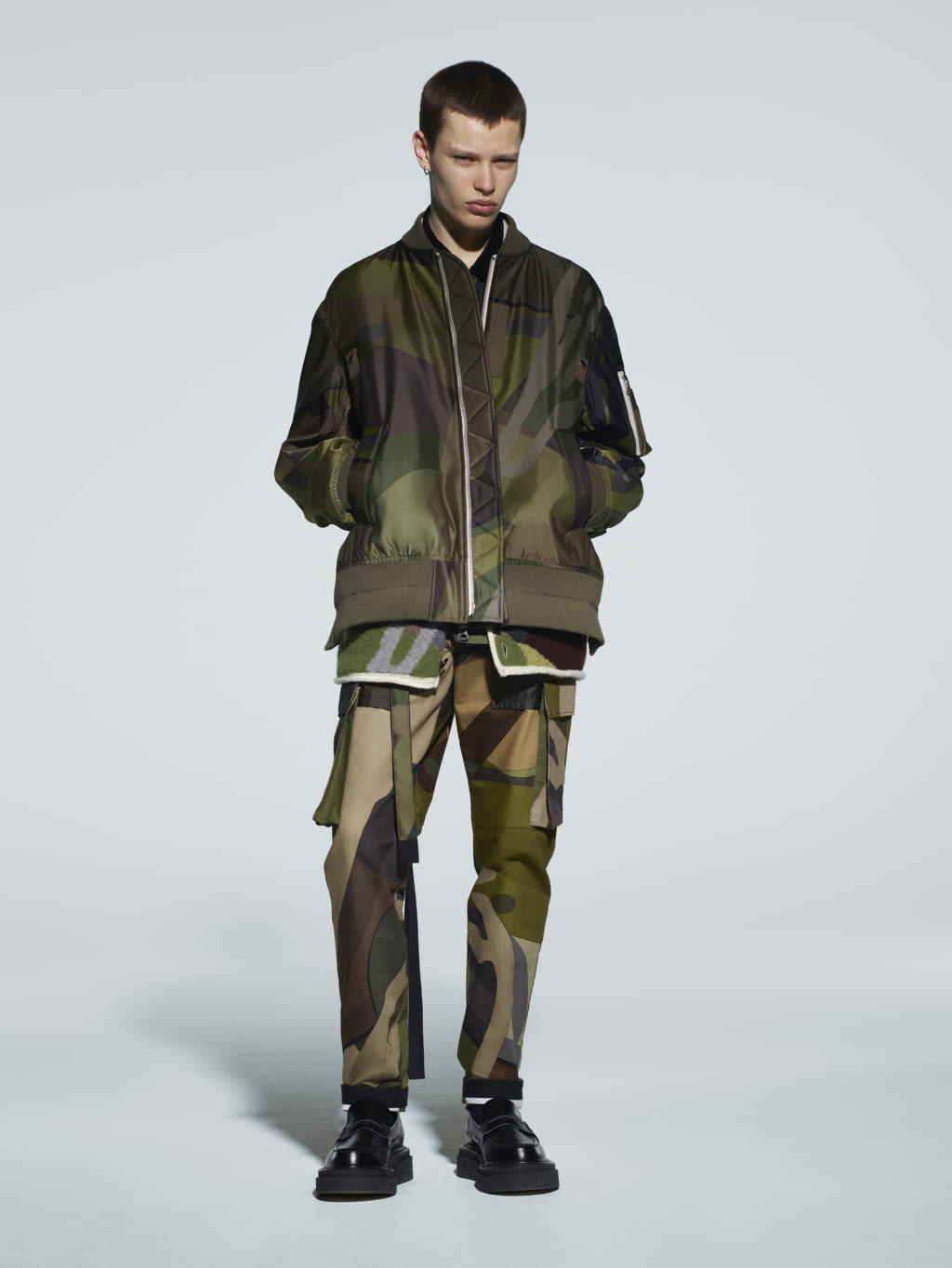 Fashion Week Paris Fall/Winter 2021 look 27 from the Sacai collection 男装