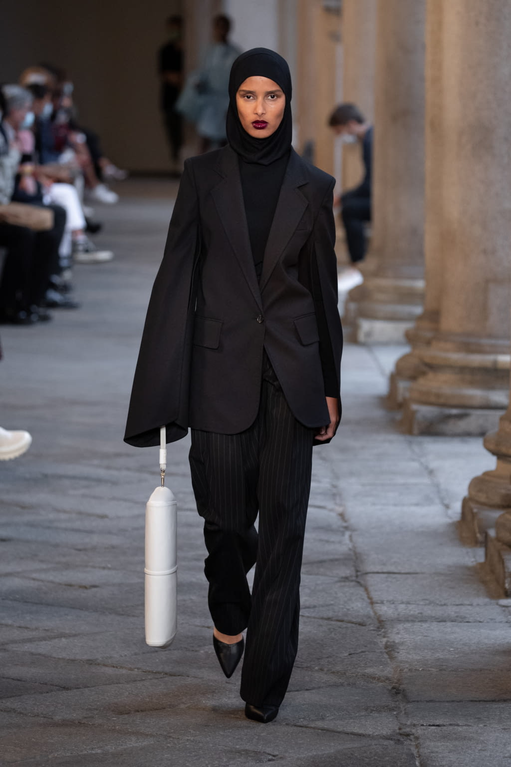 Fashion Week Milan Spring/Summer 2021 look 27 from the Max Mara collection 女装