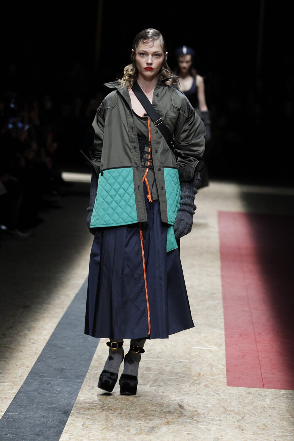 Fashion Week Milan Fall/Winter 2016 look 27 from the Prada collection 女装