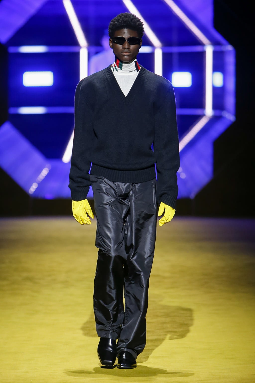 Fashion Week Milan Fall/Winter 2022 look 27 de la collection Prada menswear