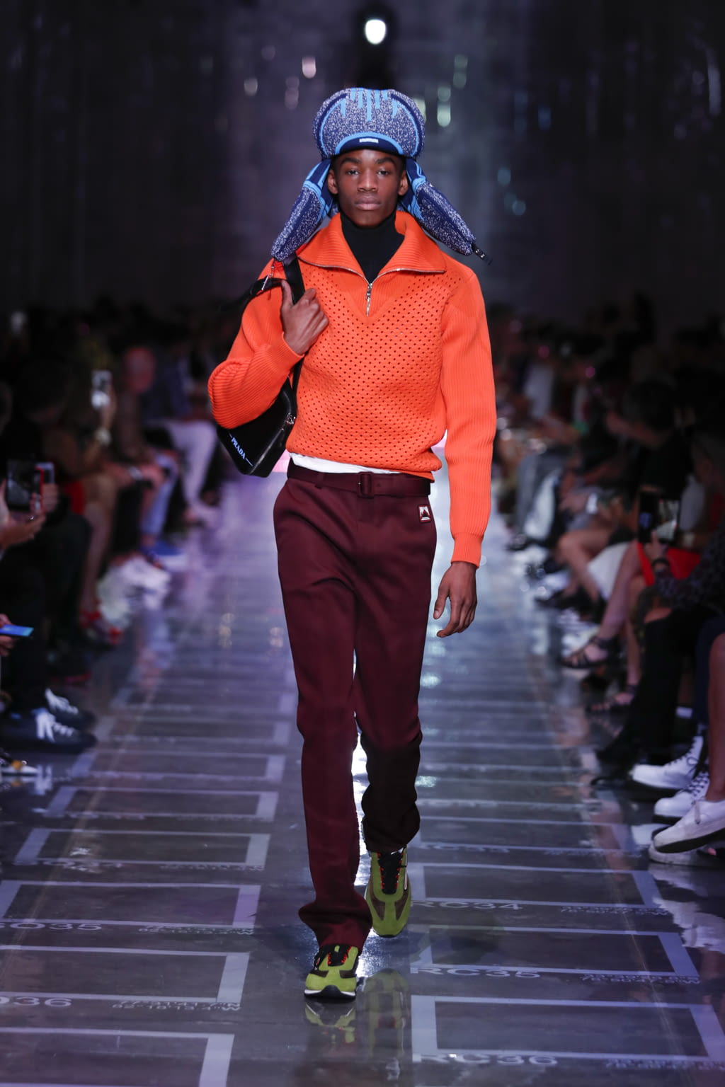 Fashion Week Milan Spring/Summer 2019 look 27 from the Prada collection 男装