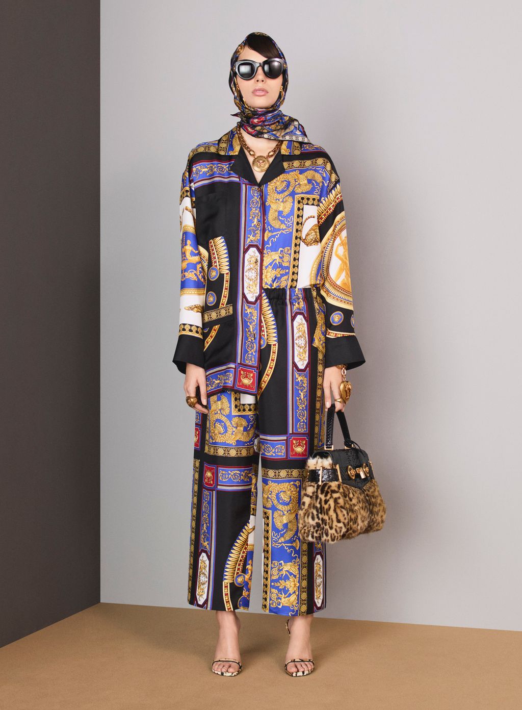 Fashion Week Milan Pre-Fall 2018 look 27 from the Versace collection 女装