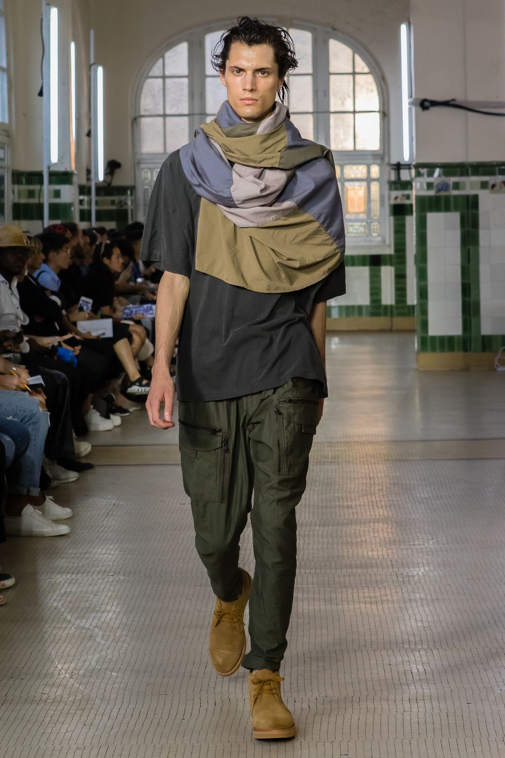 Fashion Week Paris Spring/Summer 2018 look 27 from the White Mountaineering collection menswear