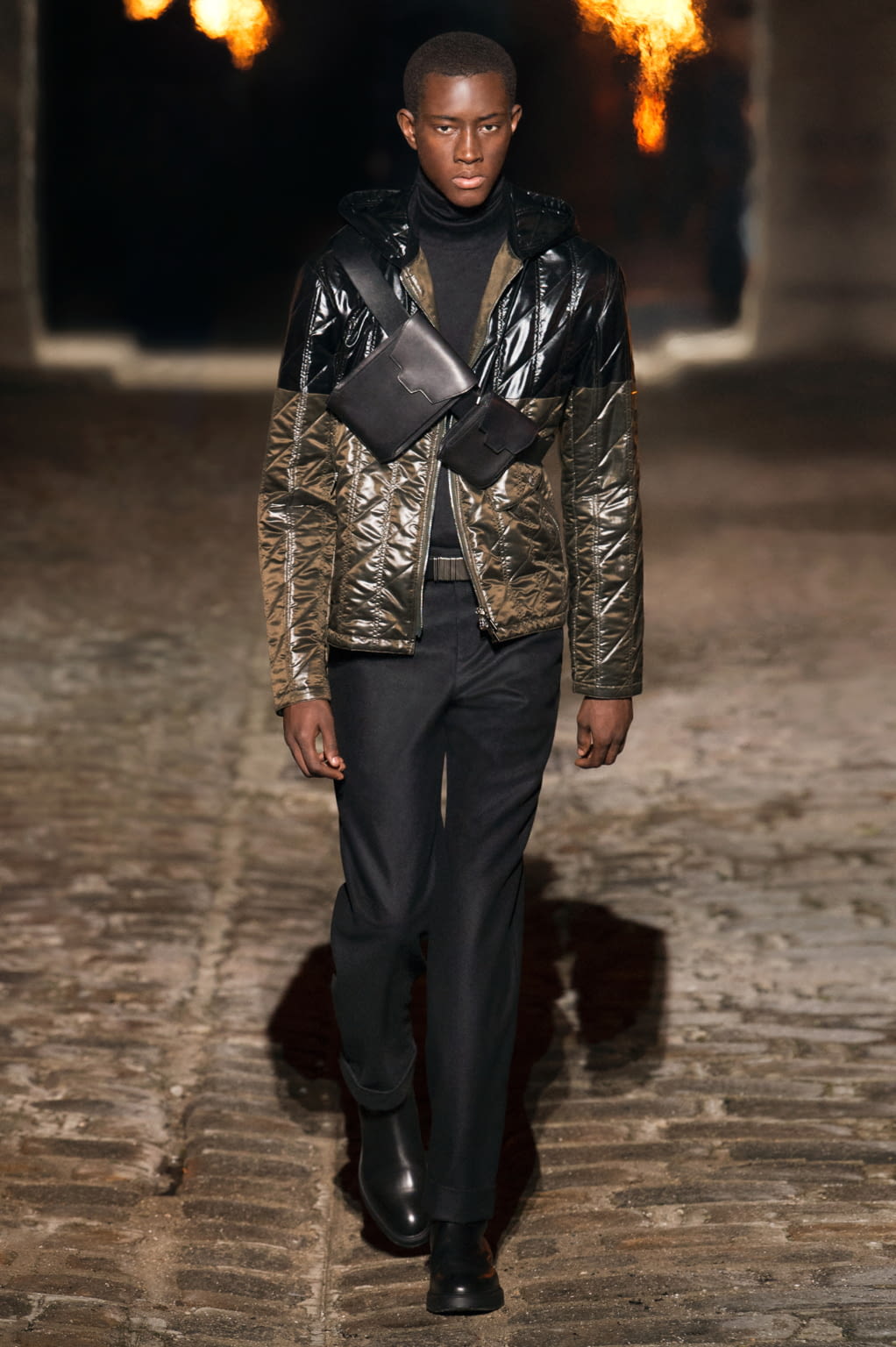 Fashion Week Paris Fall/Winter 2018 look 27 from the Hermès collection menswear