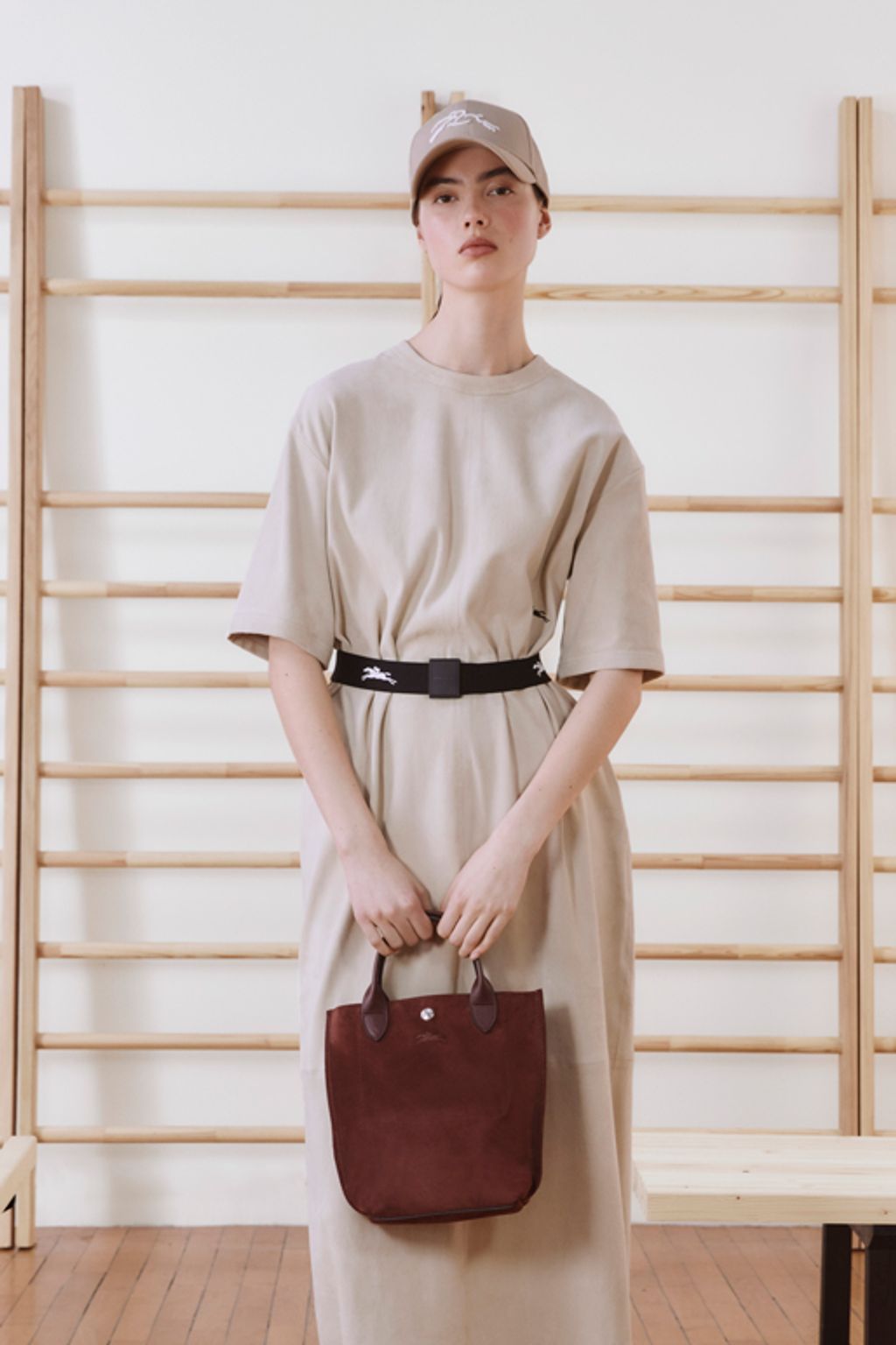 Fashion Week Paris Fall/Winter 2024 look 28 from the Longchamp collection womenswear