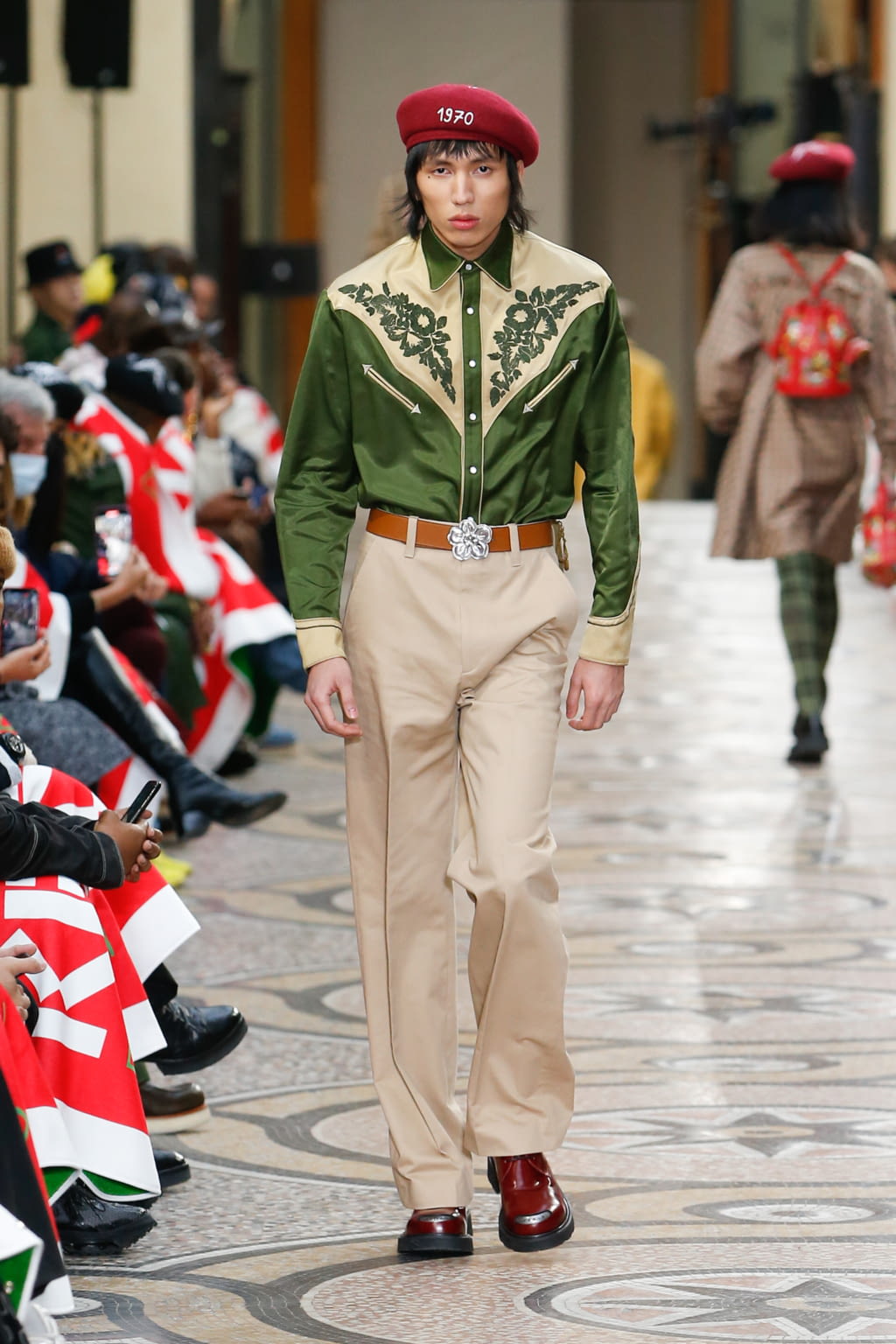 Fashion Week Paris Fall/Winter 2022 look 28 from the Kenzo collection menswear