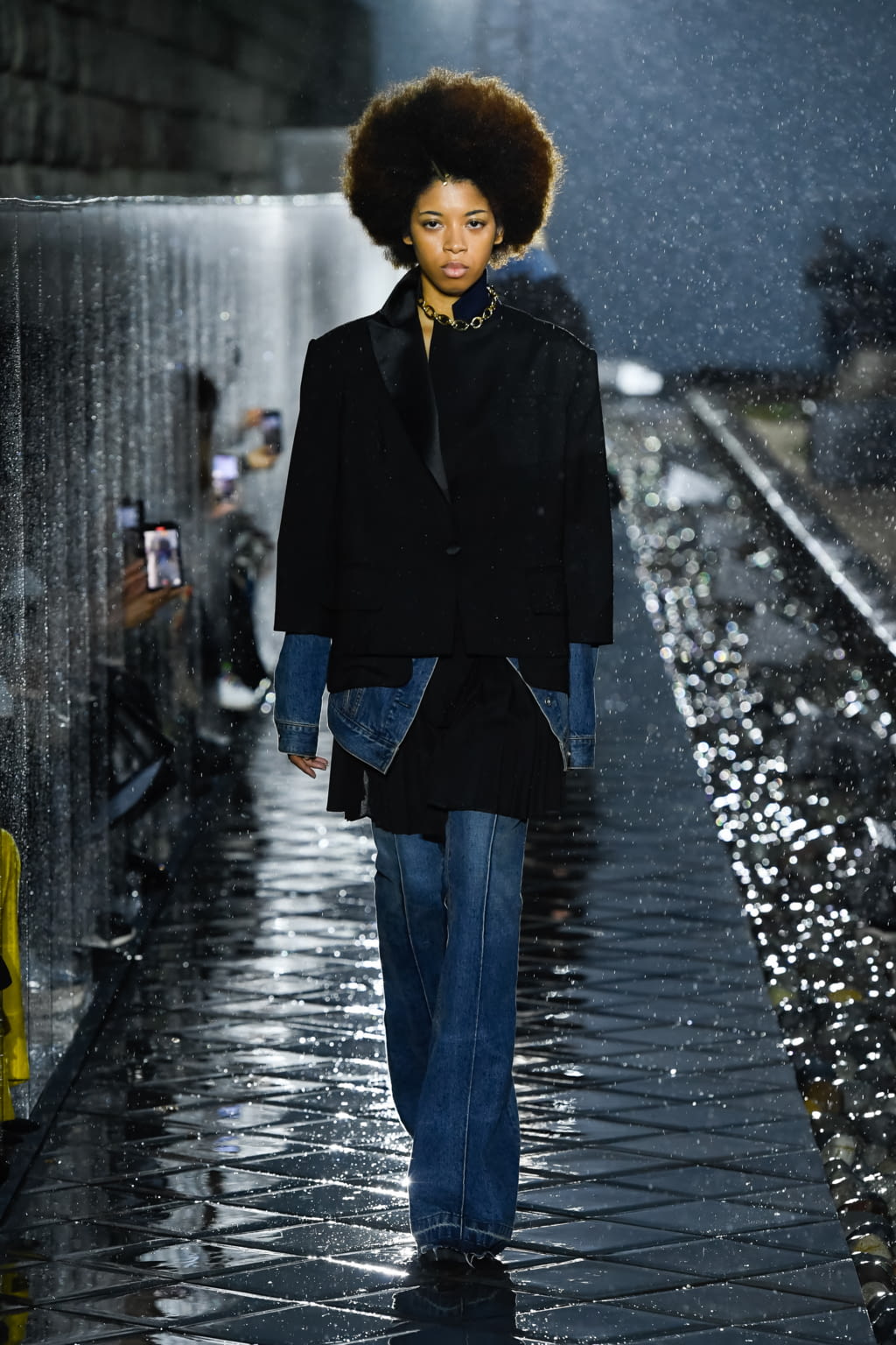Fashion Week Paris Spring/Summer 2021 look 28 de la collection Sacai womenswear