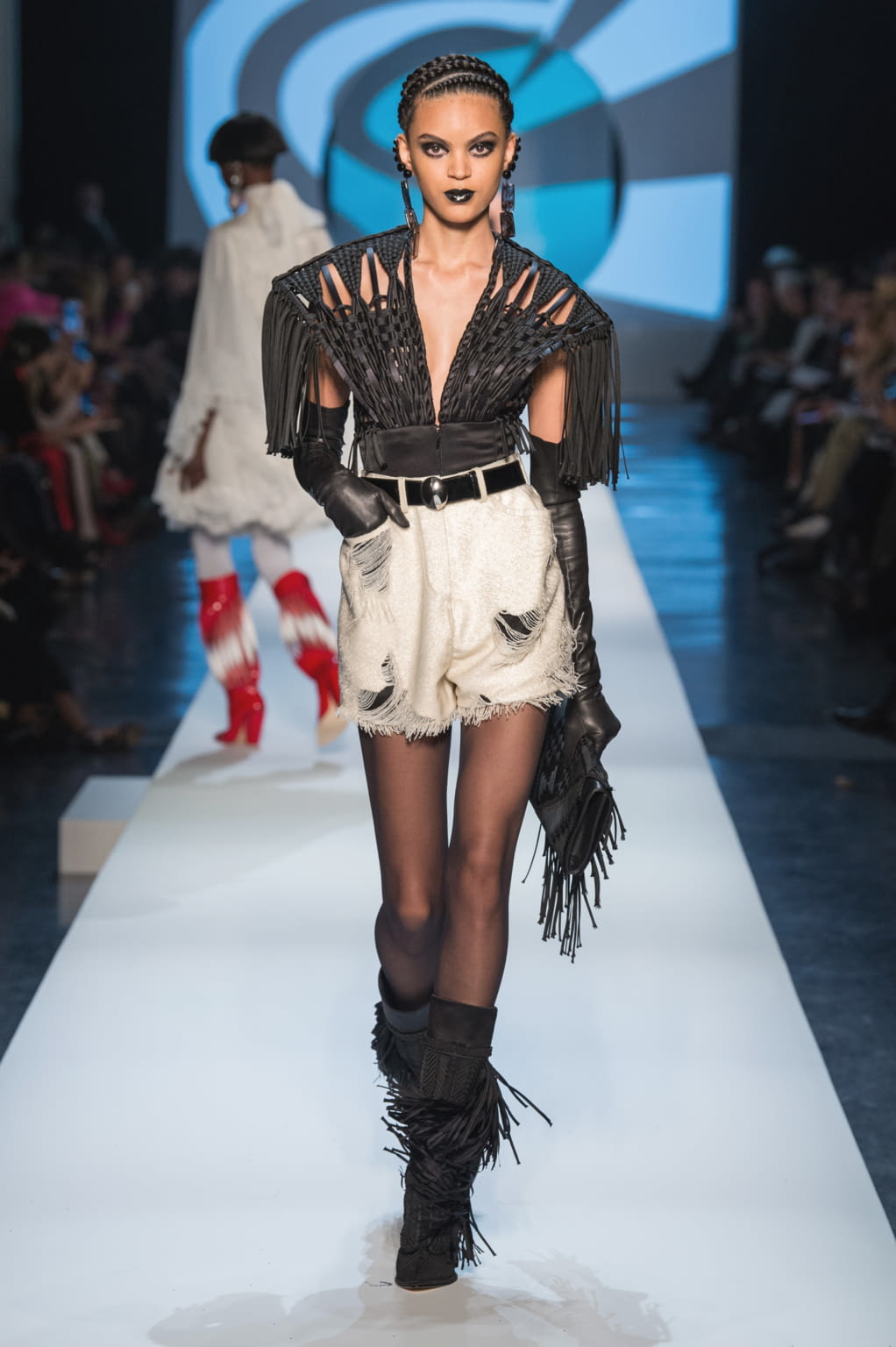 Fashion Week Paris Spring/Summer 2018 look 28 from the Jean Paul Gaultier collection couture