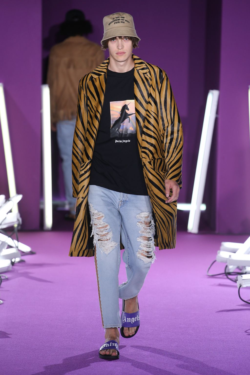 Fashion Week Paris Spring/Summer 2017 look 28 de la collection Palm Angels menswear