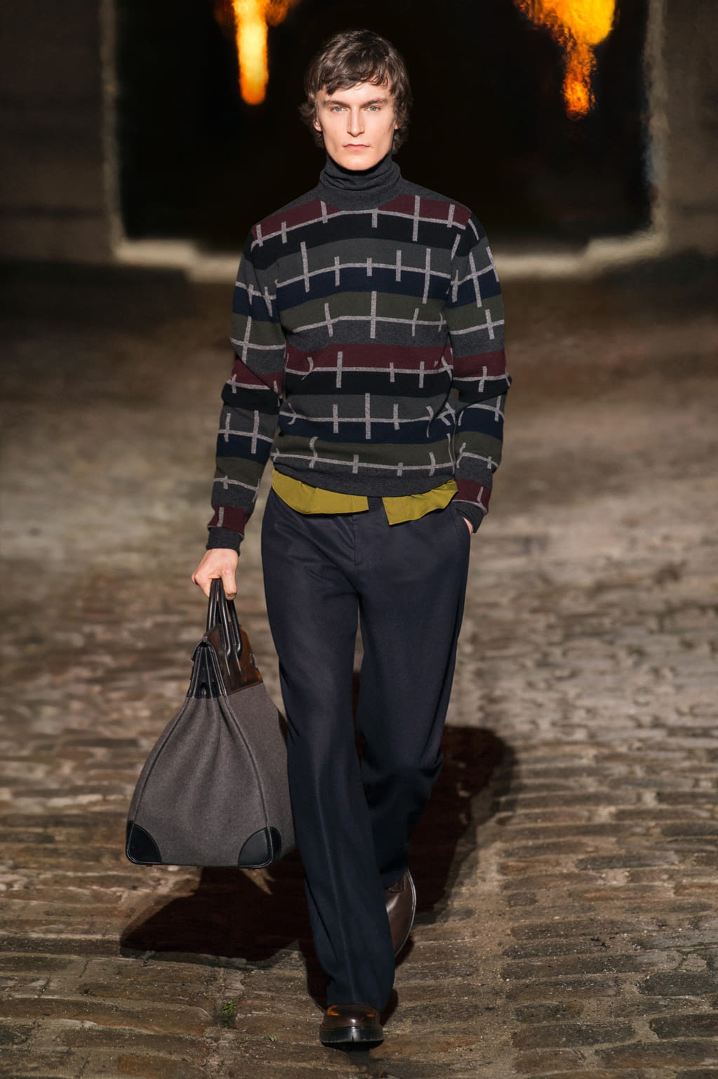 Fashion Week Paris Fall/Winter 2018 look 28 from the Hermès collection 男装